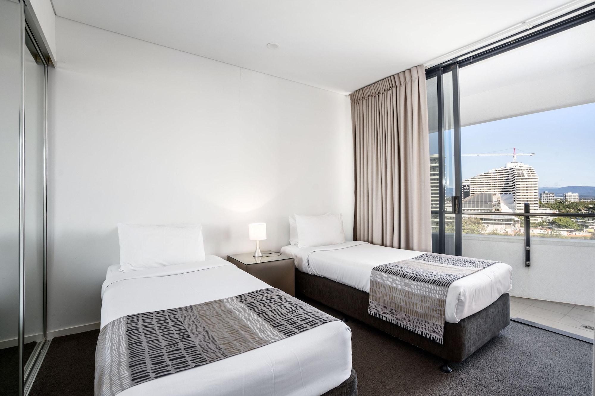 The Wave Resort Gold Coast Exterior photo